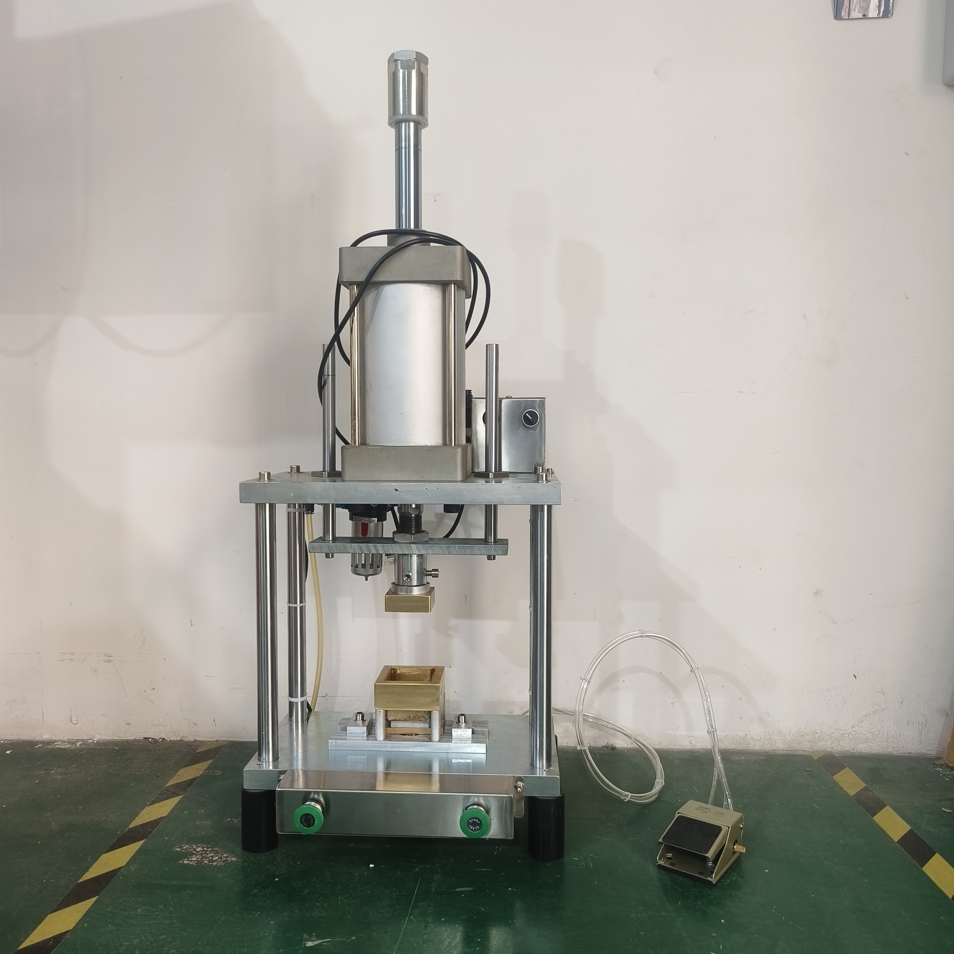 Small Manual Soap Stamping Mak - مراجعة Soap Making Machine For Sale وسعره
