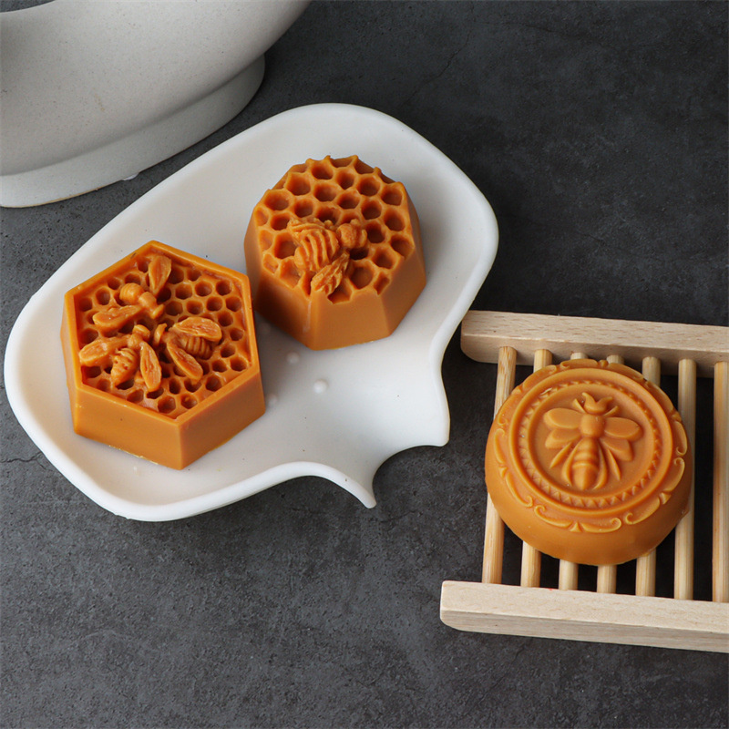 3D Flying Bee Honeycomb Candle - مراجعة Soap Making Instructions وسعره